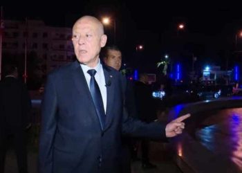 Tunisie : Le président de la République appelle à « la nécessité de ramasser les ordures, de remblayer les crevasses et de s’occuper des bâtiments désaffectés relevant de l’Etat »