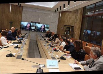 Tunisie : Une équipe gouvernementale rencontre une délégation de la Banque mondiale