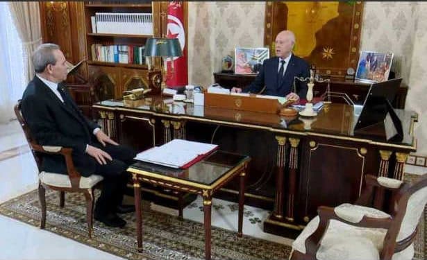 Tunisie : Le président de la République dénonce les failles administratives et appelle à un grand nettoyage