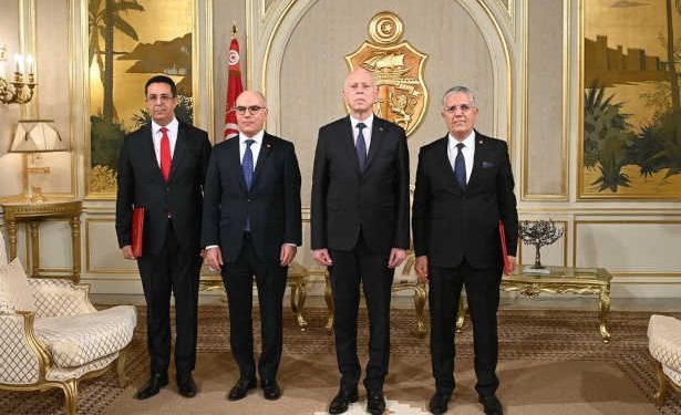 Tunisie : Le chef de l’Etat, Kaïs Saïed remet à deux nouveaux ambassadeurs leurs lettres de créance