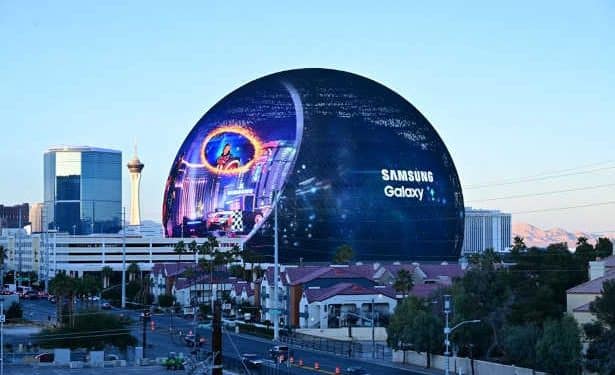 Las Vegas : Samsung ouvre un portail vers une nouvelle ère de mobilité avec IA sur l’Exosphère de The Sphere, avant l’Unpacked 2024
