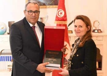 Tunisie : Le ministre de l&rsquo;Education reçoit l&rsquo;ambassadrice de France en Tunisie , Anne Guéguen