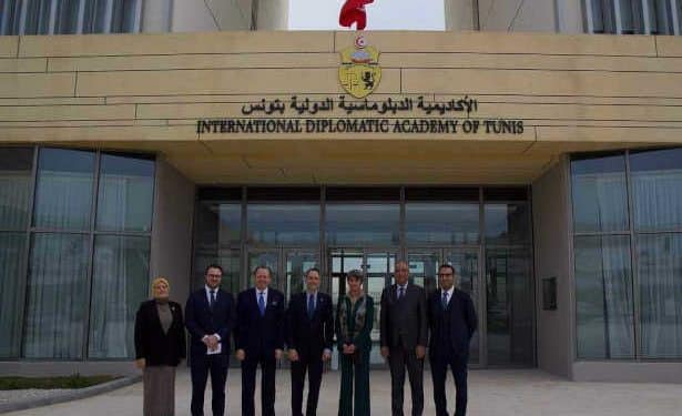 Tunisie : L&rsquo;Ambassadeur des Etats-Unis en Tunisie,  Joey Hood en visite à l&rsquo;Académie diplomatique internationale de Tunis