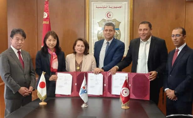 Tunisie : La JICA, le ministère de l’Industrie, des Mines et de l’Energie et la STEG signent deux PV de nouveaux projets de coopération technique dans les domaines de l’énergie à bas carbone