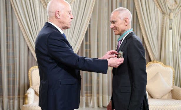 Tunisie : Le président de la République honore le lauréat du Prix Nobel de Chimie 2023