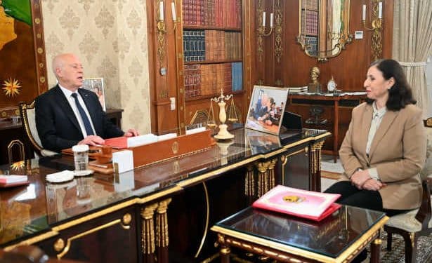 Tunisie : Le chef de l’Etat discute des solutions urgentes pour le transport public