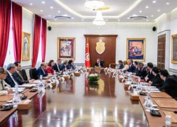 Tunisie : Le chef du gouvernement préside un conseil ministériel sur le suivi du projet « Cité médicale des Aghlabia de Kairouan »