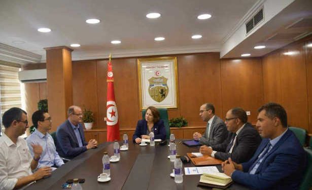 Tunisie : La Ministre de l’Industrie, des Mines et de l’Energie reçoit une délégation de haut niveau du groupe chinois de l’industrie automobile « BYD »