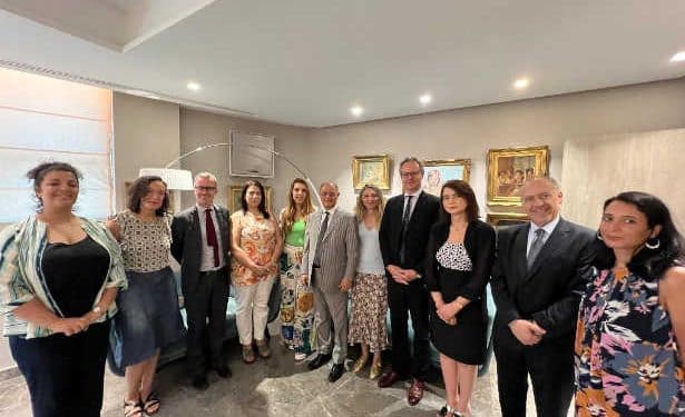 Tunisie : Un Partenariat stratégique entre l’Association de Multimédia et de l’Audiovisuel (AMAVI) et l’Union Internationale de Banques (UIB) pour le lancement du Programme TACIR-XT