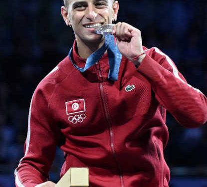 JO Paris 2024: Fares Ferjani remporte la médaille d&rsquo;argent en sabre individuel
