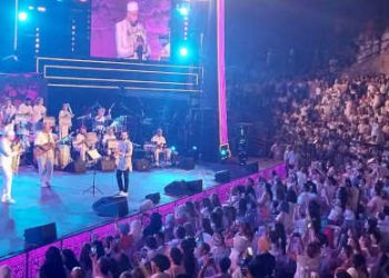 Tunisie : Boudchart, un phénomène musical qui a conquis le cœur des Tunisiens à Carthage