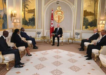 Tunisie : Le président de la République reçoit Léon Kacou ADOM, ministre des Affaires étrangères, de l’Intégration africaine et des Ivoiriens de l’extérieur