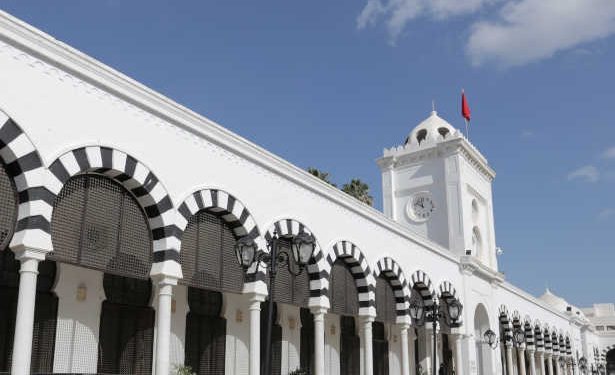 La Tunisie consacre 73 % de ses dépenses de compensation au secteur des hydrocarbures