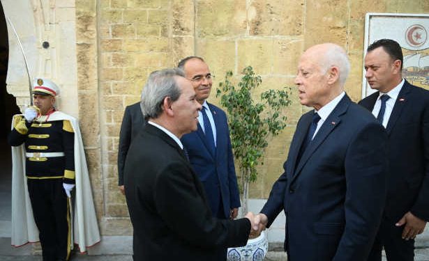 Tunisie : Kamel Maddouri, nouveau Chef du gouvernement tunisien, succédant à Ahmed Hachani