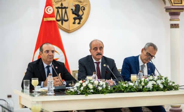Tunisie -Election Présidentielle : le ministre des Affaires  étrangères préside une réunion consacrée aux préparatifs de l&rsquo;organisation de l&rsquo;élection présidentielle à l&rsquo;étranger