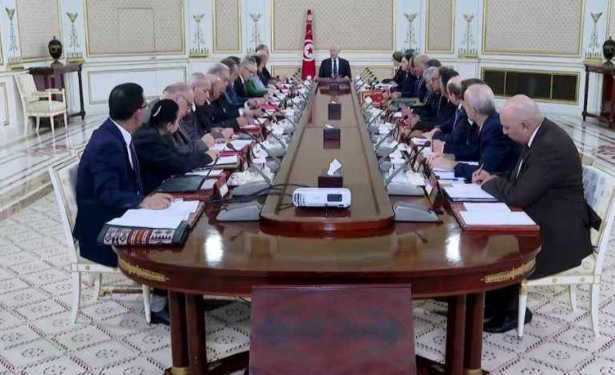 Tunisie : Le chef de l’État, Kaïs Saïed préside le conseil des ministres