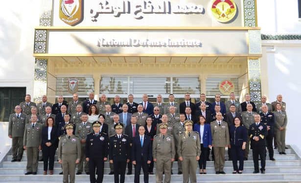 Tunisie : Le ministre de la Défense nationale préside l’ouverture des travaux  de la 42e session de l’Institut national de défense