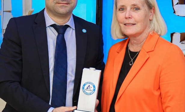 Tetra Pak reçoit la visite de son Excellence l’ambassadrice de Suède