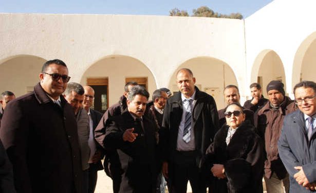 Tunisie : La ministre des Affaires culturelles, en visite d’inspection dans le gouvernorat de Kébili pour examiner l’avancement des travaux dans les institutions culturelles de la région