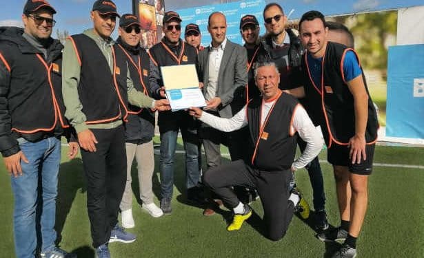 Tunisie : A l&rsquo;initiative de la société Orange Tunisie, le stade du Village d’Enfants SOS Mahres accueille un match de football caritatif au profit des jeunes