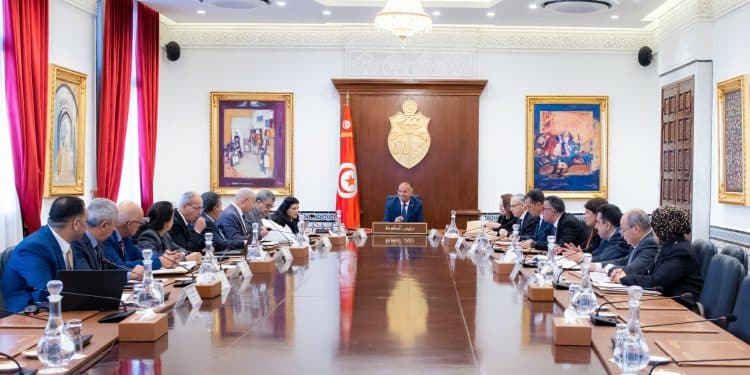 Tunisie : Un conseil ministériel restreint, présidé par le chef du gouvernement, Kamel Maddouri