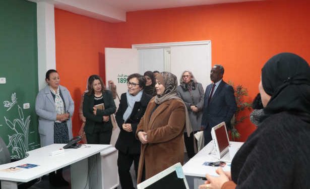 La ministre libyenne des Affaires sociales effectue une série de visites de terrain dans un certain nombre d&rsquo;institutions du ministère de la famille en Tunisie