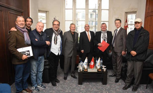 Tunisie : Le président de la Fédération Internationale et Européenne du sport et du travail et le président de la Fédération Française du sport et du travail en visite au siège de National Automobile club de TUNISIE, membre de la FIA