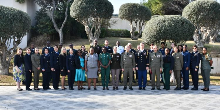 Tunisie : Le ministère de la Défense nationale organise un forum sur l&rsquo;implication des femmes aux missions militaires