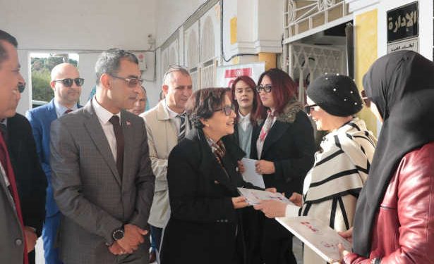 Tunisie : La ministre de la famille remet de nouveaux lots d&rsquo;avis de financement de projets dans le cadre de programme national « Raidet » et inaugure un certain nombre d&rsquo;institutions pour enfants à Sousse