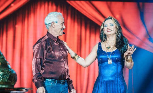 Tunisie: Le Teatro Cleopatra de Gammarth éblouit le public avec « Ocheg Denya » lors de la première soirée de Casa Tarab