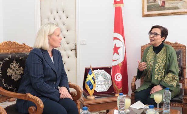 Tunisie : La ministre de la Famille reçoit l&rsquo;ambassadrice de Suède en Tunisie, Cecilia Wramsten