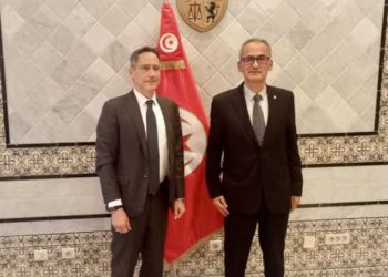 Tunisie-USA: Les nouveaux droits de douane imposés aux exportations tunisiennes vers le marché américain et les moyens d’en revoir les modalités et d’en atténuer l’impact au cœur de la réunion de Ben Ayed et Hood