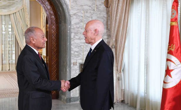 Tunisie : Le président de la République reçoit le Secrétaire général de la Ligue arabe, appelant à une action arabe concertée et à un soutien inébranlable en faveur de la cause palestinienne