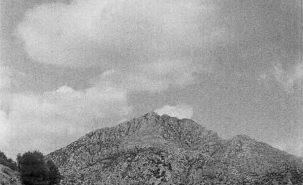 Tunisie : L’exposition photographique de Fakhri El Ghezal “Returns”, se tiendra à l&rsquo;espace d&rsquo;art 32Bis du 9 mai au 28 juin 2025