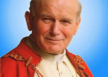 L’Église catholique élit son 267ᵉ pape, le cardinal américain Robert Francis Prevos