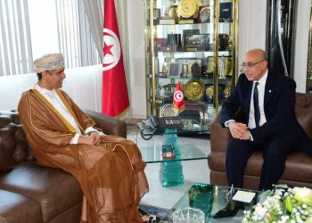 Tunisie : Le ministre de la Défense nationale reçoit l&rsquo;ambassadeur du Sultanat d&rsquo;Oman en Tunisie, Dr Hilal bin Abdullah Al-Sinani