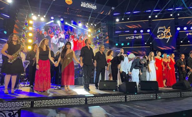 « Tapis rouge 2 « de Riadh Fehri sur la scène de Carthage : une traversée musicale aux couleurs du monde