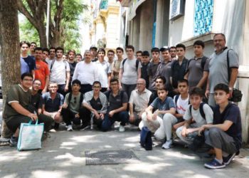 Tunisie -Turquie : L&rsquo;ambassadeur de Turquie en Tunisie, Ahmet Misbah Demircan reçoit  des étudiants participant au programme d&rsquo;immersion linguistique