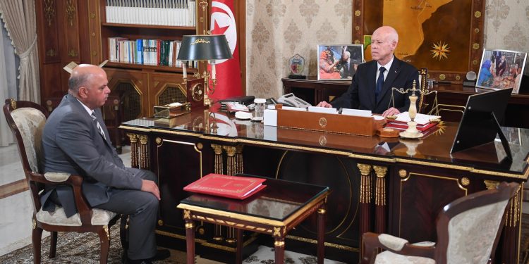 Tunisie : Le chef de l&rsquo;Etat reçoit le ministre du transport , Rachid Amri