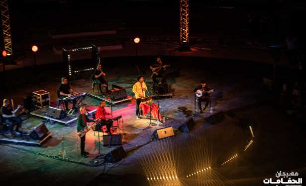 59è édition du Festival International de Hammamet : « Nas Al-ghiwan » sur la scène de Hammamet chante la liberté et la justice humaine tout en rendant hommage à la résistance palestinienne