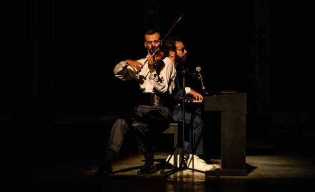 Tunisie : « Au violon » , dernier spectacle et  testament artistique de Fadhel Jaziri au Festival International d&rsquo;Hammamet