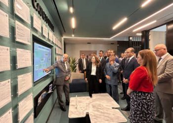 Tunisie : La ministre de l&rsquo;industrie exhorte à la modernisation du réseau électrique et à l&rsquo;investissement dans les énergies alternatives