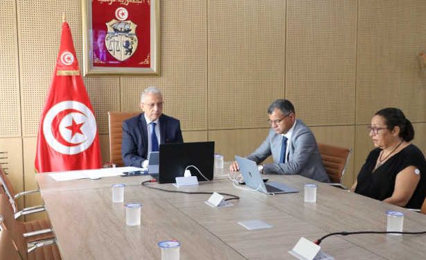 La Tunisie aspire à se positionner comme un pôle africain pour la production de médicaments et de vaccins, ainsi qu’un centre régional de formation et de recherche médicale