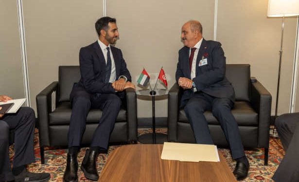 80ᵉ Session de l’Assemblée Générale des Nations Unies: Le ministre des Affaires étrangères tunisien s&rsquo;entretient avec son homologue Emirati, Sheikh Shakhboot bin Nahyan Al Nahyan à New York