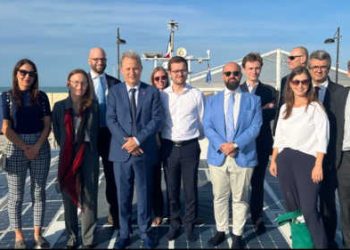 𝐄𝐬𝐜𝐚𝐥𝐞 𝐝𝐮 𝐧𝐚𝐯𝐢𝐫𝐞 𝐄𝐧𝐞𝐫𝐠𝐲 𝐎𝐛𝐬𝐞𝐫𝐯𝐞𝐫 𝐚̀ 𝐓𝐮𝐧𝐢𝐬