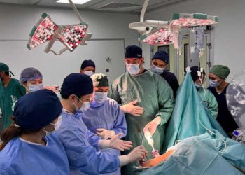 Tunisie : Une première chirurgie robotique de la prostate en Tunisie, à l’hôpital universitaire Charles-Nicolle