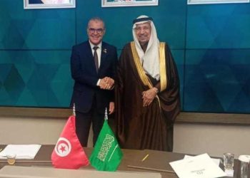 12ème session de la commission mixte tuniso-saoudienne : Le ministre de l&rsquo;économie rencontre le ministre de l’Industrie et des Ressources minérales du Royaume d’Arabie Saoudite, M. Bandar bin Ibrahim Al-Khorayef