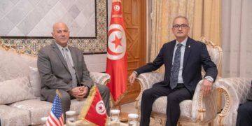 Tunisie -USA:  Le Secrétaire d’État auprès du Ministre des Affaires Etrangères reçoit  M. Bill Bazzi, Ambassadeur des États-Unis d’Amérique en Tunisie