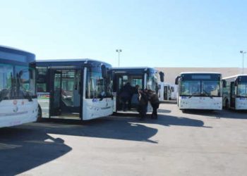 Tunisie : livraison de  dix autobus chinois  au siège de la Société de transport du Sahel – antenne de Mahdia