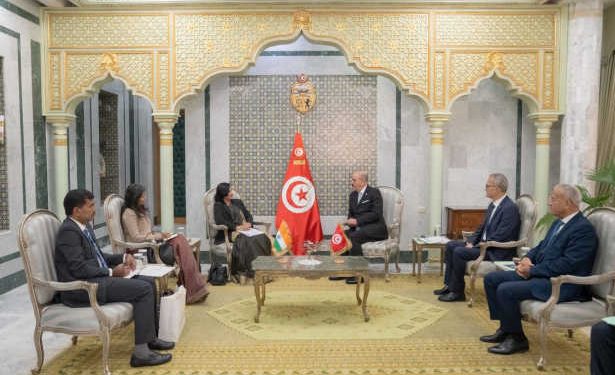 Tunisie : Le Ministre des Affaires Etrangères reçoit Neena Malhotra, Secrétaire (Sud) au Ministère indien des Affaires Etrangères, chargée de la coopération avec les pays du Sud